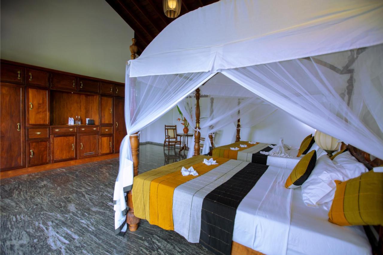 Hotel Niyagama House Galle Esterno foto