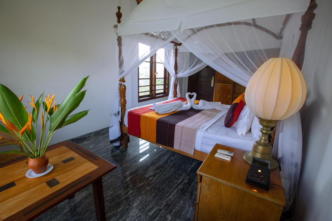 Hotel Niyagama House Galle Esterno foto