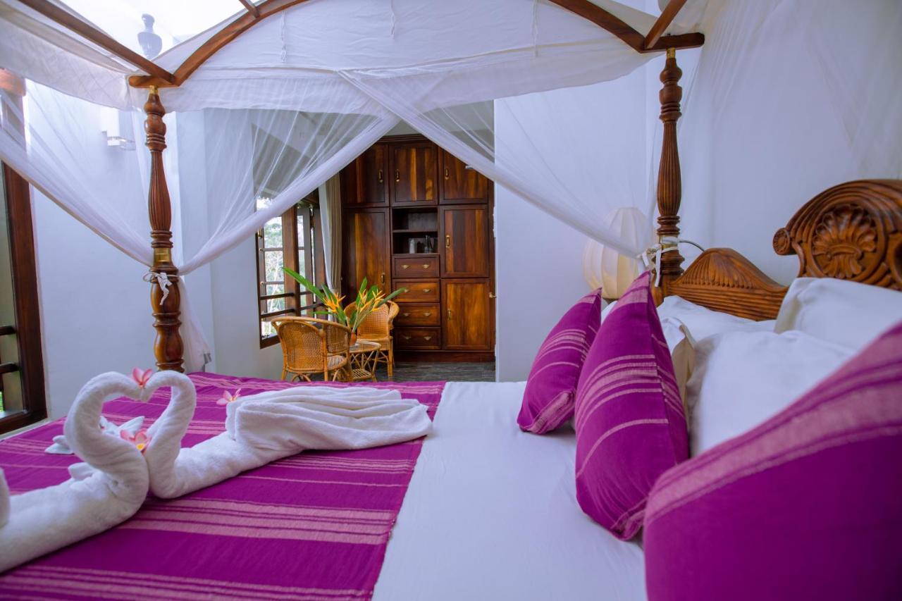 Hotel Niyagama House Galle Esterno foto
